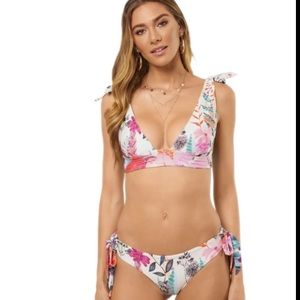SOAH brand floral bikini